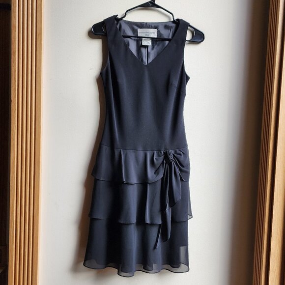 Evan Picone Black Sleeveless Ruffled Dress Size 2 Petite - Picture 1 of 14